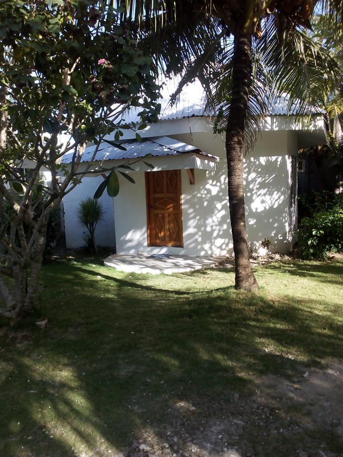 John Lhea Beach Cottages Siquijor Exterior photo